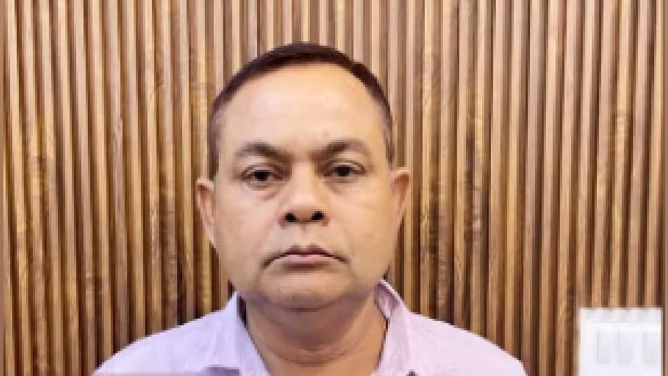 Assam : गुवाहाटी में स्वास्थ्य निदेशालय के वरिष्ठ अधिकारी रिश्वत लेते रंगे हाथों पकड़े गए Assam : गुवाहाटी में स्वास्थ्य निदेशालय के वरिष्ठ अधिकारी रिश्वत लेते रंगे हाथों पकड़े गए