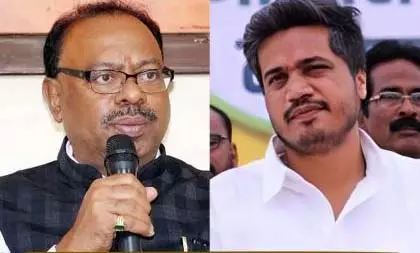 Bawankule का पलटवार: रोहित पवार आरोपों को साबित करें या राजनीति से बाहर निकलें Bawankule का पलटवार: रोहित पवार आरोपों को साबित करें या राजनीति से बाहर निकलें