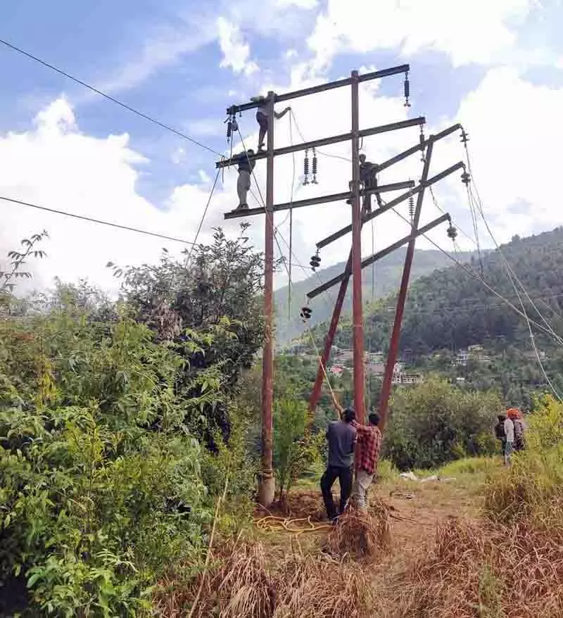 बाजौरा-थलौट 33 केवी लाइन जल्द बहाल की जाएगी: Himachal Vidyut Nigam बाजौरा-थलौट 33 केवी लाइन जल्द बहाल की जाएगी: Himachal Vidyut Nigam