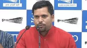 New Delhi: AAP विधायक ने बाढ़ प्रभावित किसानों के हित में CM से चर्चा की New Delhi: AAP विधायक ने बाढ़ प्रभावित किसानों के हित में CM से चर्चा की
