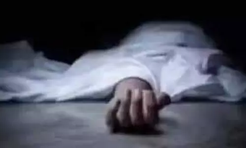Punjab: टायर फटने से बीच सड़क पर पलटी कार, युवक की दर्दनाक मौत