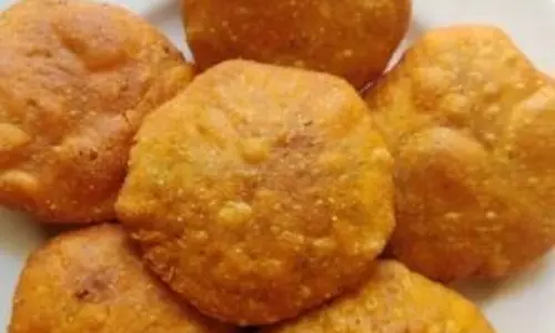 ज्वार की हेल्दी कचौरी से करें सबको हैरान