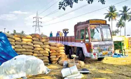 पारंपरिक 40 किलोग्राम के बैग के बजाय 50 किलोग्राम के बैग में खरीद करें: Delta farmers