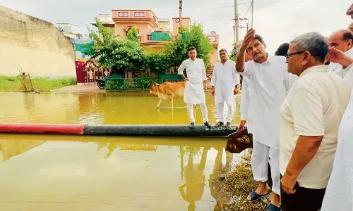Haryana : दीपेंद्र हुड्डा ने हिसार क्षेत्र का दौरा किया, सरकार पर उपाय न करने का आरोप लगाया