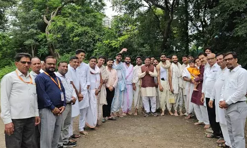 Ashta: अरिहंतपुरम में धार्मिक कार्यक्रम में विधायक शामिल Ashta: अरिहंतपुरम में धार्मिक कार्यक्रम में विधायक शामिल