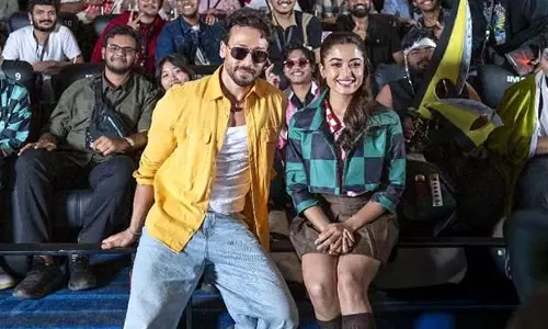 Rashmika Mandanna और टाइगर श्रॉफ डेमन स्लेयर में 250 से अधिक प्रशंसकों के साथ शामिल हुए Rashmika Mandanna और टाइगर श्रॉफ डेमन स्लेयर में 250 से अधिक प्रशंसकों के साथ शामिल हुए