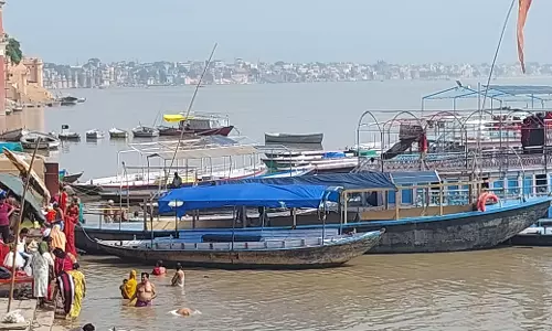 Varanasi: गंगा का पानी बढ़ा, तटवर्ती क्षेत्र प्रभावित