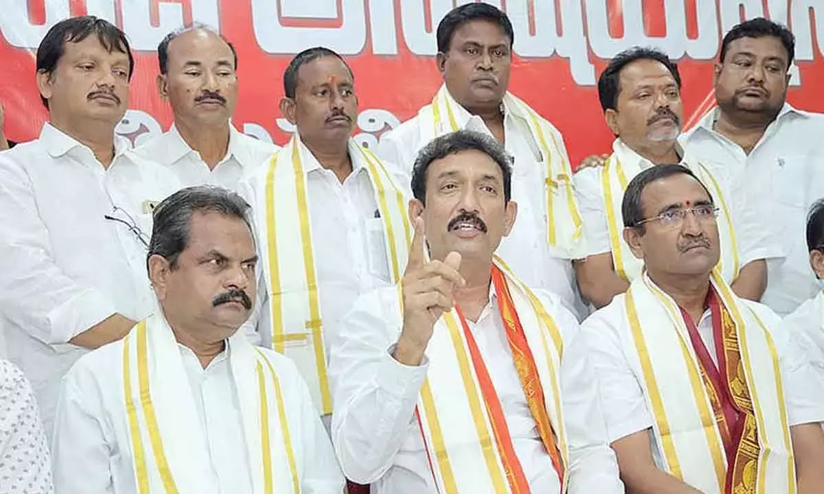 Andhra: सरकारी कर्मचारियों ने दशहरा उपहार के रूप में महंगाई भत्ते की मंजूरी मांगी