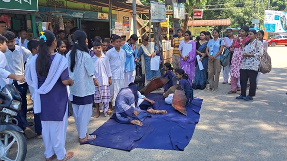 Assam : वन्यजीव संरक्षण जागरूकता अभियान में बराक घाटी के छात्र और समुदाय शामिल Assam : वन्यजीव संरक्षण जागरूकता अभियान में बराक घाटी के छात्र और समुदाय शामिल