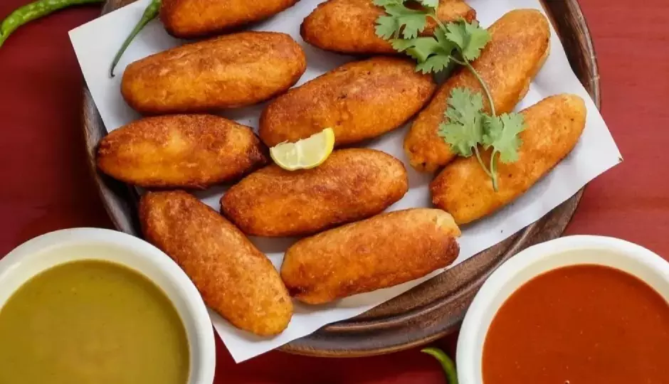 क्रिस्पी आलू ब्रेड रोल बनाने की आसान रेसिपी क्रिस्पी आलू ब्रेड रोल बनाने की आसान रेसिपी