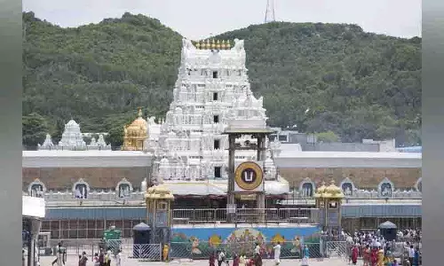 चंद्रग्रहण शुद्धि अनुष्ठान के बाद Telugu राज्यों के मंदिर फिर से खुले