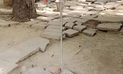 Mirzapur: नल की जलापूर्ति बंद, ग्रामीण परेशान Mirzapur: नल की जलापूर्ति बंद, ग्रामीण परेशान