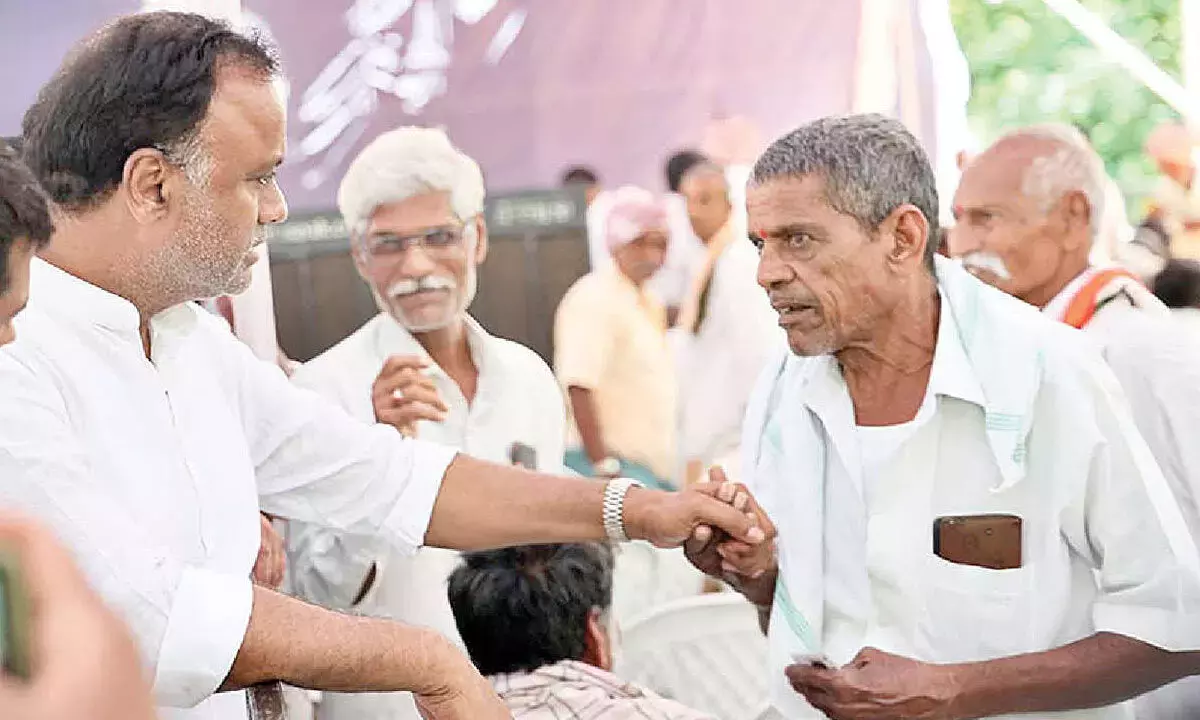 Telangana: राजगोपाल रेड्डी ने ट्रिपल आर रोड विस्थापितों के लिए न्याय सुनिश्चित करने का संकल्प लिया