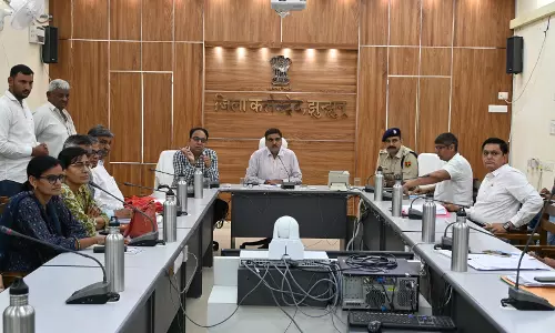 Jhunjhunu: जिला कलेक्टर की अध्यक्षता में बैठक