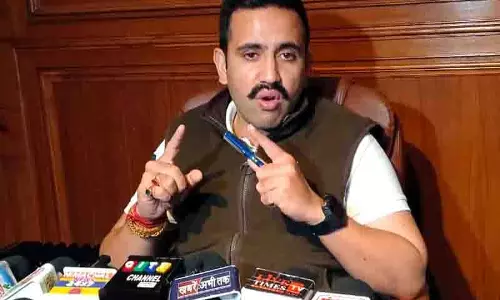 स्वीकृत स्थलों के बाहर कूड़ा डालने वाले ठेकेदारों पर कार्रवाई होगी: Himachal minister