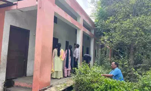 Ludhiana: स्कूलों को दोबारा खुलने से पहले सुरक्षा प्रमाणपत्र जमा करने को कहा गया Ludhiana: स्कूलों को दोबारा खुलने से पहले सुरक्षा प्रमाणपत्र जमा करने को कहा गया