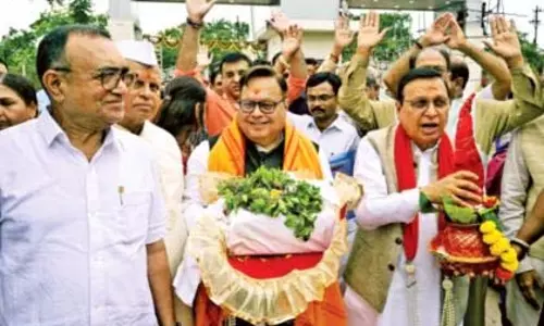 राम कथा की शुरुआत Maharashtra की प्रेरणादायी धरती को नमन के साथ होती है