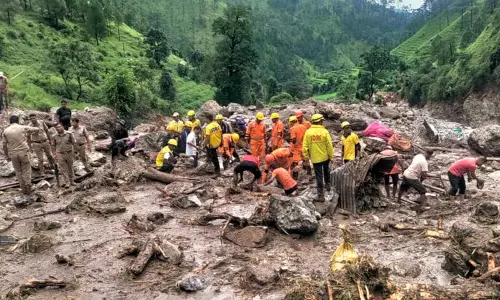 Rudraprayag: रेस्क्यू ऑपरेशन में 11वें दिन भी लगी टीमें, 9 लापता Rudraprayag: रेस्क्यू ऑपरेशन में 11वें दिन भी लगी टीमें, 9 लापता