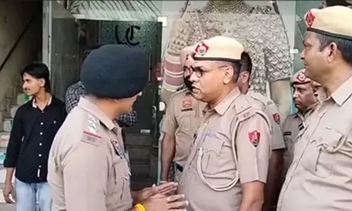 करनाल में कैफे और स्पा सेंटर पर पुलिस और बाल संरक्षण आयोग का छापा
