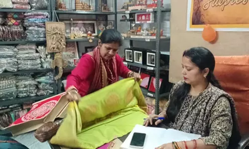 प्रधानमंत्री रोजगार सृजन योजना से आत्मनिर्भर बनीं रूबी, तीन हजार से अधिक महिलाओं को दिया रोजगार