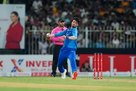 एशिया कप: टी20 फॉर्मेट में कैसा है अफगानिस्तान-हांगकांग का रिकॉर्ड? एशिया कप: टी20 फॉर्मेट में कैसा है अफगानिस्तान-हांगकांग का रिकॉर्ड?