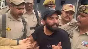 सीएम उमर, अन्य ने आप विधायक पर पीएसए की निंदा की सीएम उमर, अन्य ने आप विधायक पर पीएसए की निंदा की