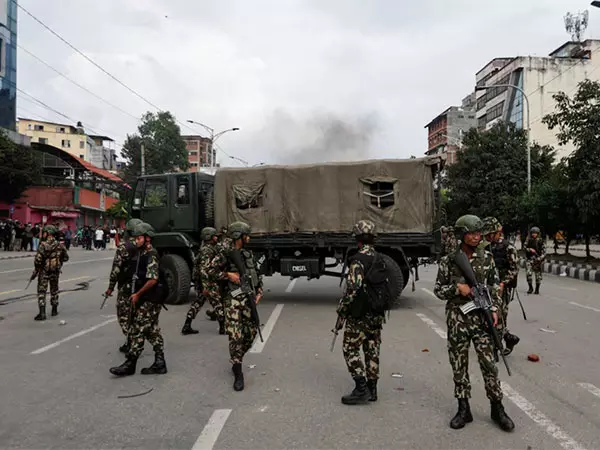 Nepal में स्थिति पर बारीकी से नज़र: भारत ने अपने नागरिकों से सावधानी बरतने को कहा Nepal में स्थिति पर बारीकी से नज़र: भारत ने अपने नागरिकों से सावधानी बरतने को कहा