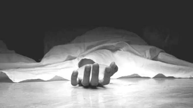 Sikkim : दारागांव के किराए के फ्लैट में महिला मृत मिली Sikkim : दारागांव के किराए के फ्लैट में महिला मृत मिली