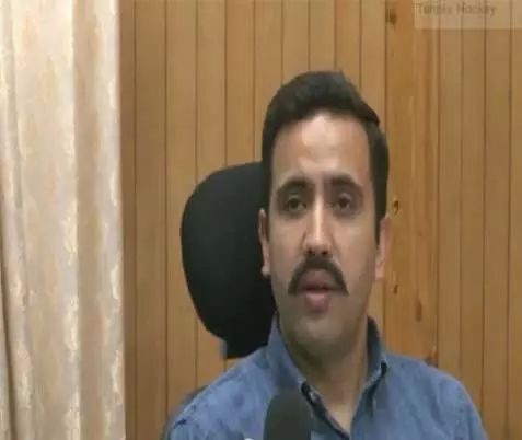 Himachal: आपदा राहत वाहनों को हरी झंडी, पीएम से पैकेज की अपील Himachal: आपदा राहत वाहनों को हरी झंडी, पीएम से पैकेज की अपील