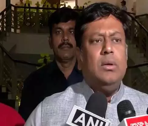 Sukanta Majumdar ने उपराष्ट्रपति चुनाव को लेकर विपक्ष पर तंज कसा Sukanta Majumdar ने उपराष्ट्रपति चुनाव को लेकर विपक्ष पर तंज कसा
