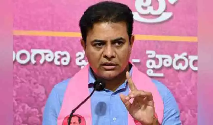 KTR ने ग्रुप-1 मेन्स परीक्षा रद्द करने और TGPSC अनियमितताओं की न्यायिक जांच की मांग की KTR ने ग्रुप-1 मेन्स परीक्षा रद्द करने और TGPSC अनियमितताओं की न्यायिक जांच की मांग की