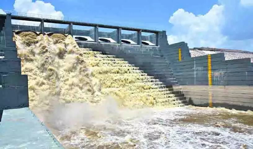 Kondapochamma Sagar: हैदराबाद के लिए एक लागत प्रभावी और रणनीतिक जल स्रोत Kondapochamma Sagar: हैदराबाद के लिए एक लागत प्रभावी और रणनीतिक जल स्रोत