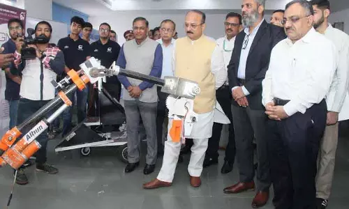 शिक्षा मंत्री ने टेक विश्वविद्यालय में स्वच्छ ऊर्जा प्रयोगशाला का उद्घाटन किया शिक्षा मंत्री ने टेक विश्वविद्यालय में स्वच्छ ऊर्जा प्रयोगशाला का उद्घाटन किया