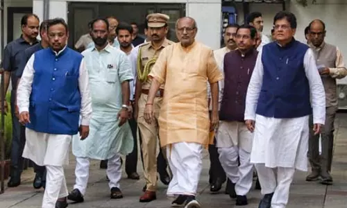 उपराष्ट्रपति चुनाव: सीपी राधाकृष्णन ने किया जीत का दावा, कहा- हम सब एकजुट हैं उपराष्ट्रपति चुनाव: सीपी राधाकृष्णन ने किया जीत का दावा, कहा- हम सब एकजुट हैं