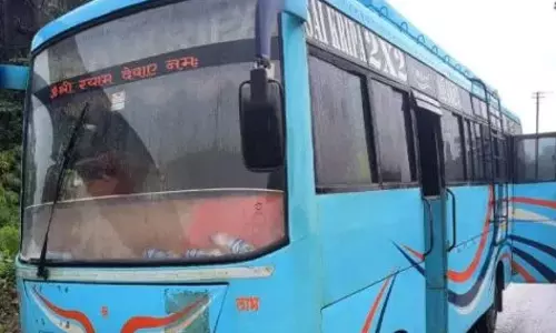 SECL ने श्रमिकों के लिया रखा कंडम बस, बड़ी दुर्घटना का इंतजार