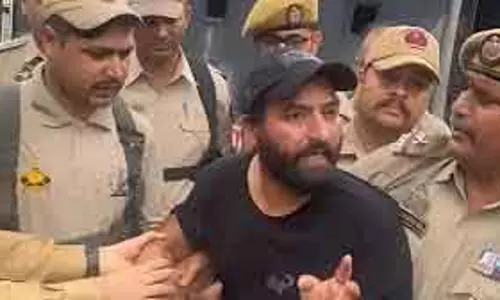 सीएम उमर, अन्य ने आप विधायक पर पीएसए की निंदा की