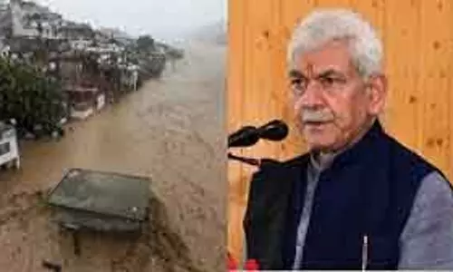 LG Manoj Sinha ने बाढ़ प्रभावितों से मुलाकात कर सहायता का भरोसा दिलाया