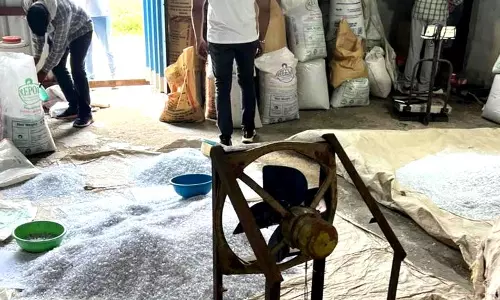 Haryana  के बहादुरगढ़ में अवैध प्लास्टिक और रंगाई इकाइयां किस तरह पर्यावरण के लिए खतरा बन रही