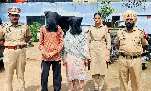 Haryana : फरीदकोट में 272 ग्राम हेरोइन के साथ पति-पत्नी गिरफ्तार Haryana : फरीदकोट में 272 ग्राम हेरोइन के साथ पति-पत्नी गिरफ्तार