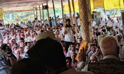 Haryana : अहीर समुदाय ने ‘120 बहादुर’ फिल्म का विरोध किया, शीर्षक बदलकर ‘120 वीर अहीर’ करने की मांग Haryana : अहीर समुदाय ने ‘120 बहादुर’ फिल्म का विरोध किया, शीर्षक बदलकर ‘120 वीर अहीर’ करने की मांग