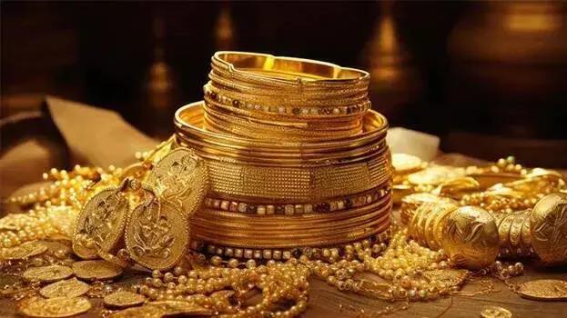 Kerala: सोने की कीमत: सॉवरेन 80,000 रुपये पार, निवेशकों में उत्सुकता Kerala: सोने की कीमत: सॉवरेन 80,000 रुपये पार, निवेशकों में उत्सुकता