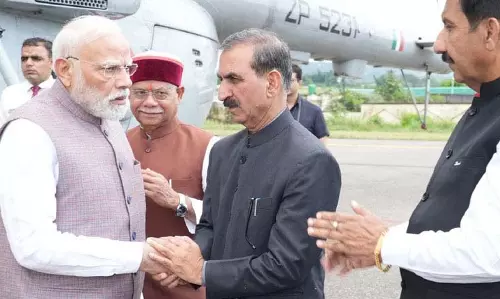 गगल एयरपोर्ट पहुंचे प्रधानमंत्री नरेंद्र मोदी