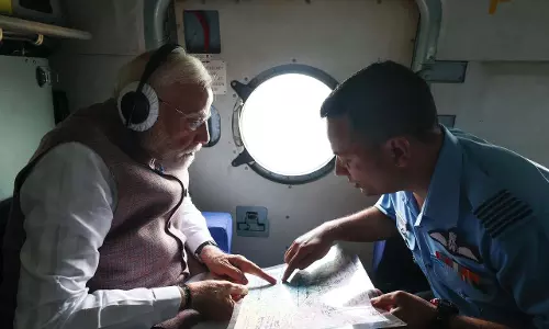 पीएम मोदी ने हिमाचल के आपदा प्रभावित इलाकों का हवाई दौरा किया, 1,500 करोड़ रुपए की आर्थिक मदद का ऐलान