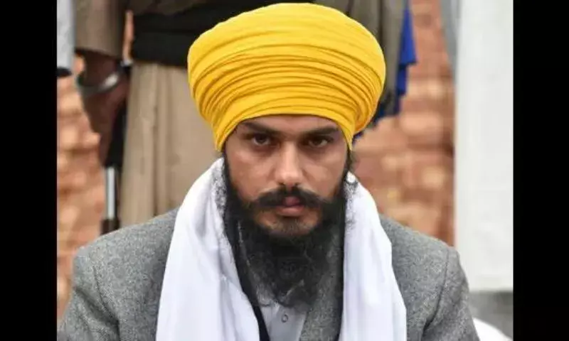 Punjab के सांसद अमृतपाल सिंह ने उपराष्ट्रपति चुनाव में असम जेल से वोट डाला Punjab के सांसद अमृतपाल सिंह ने उपराष्ट्रपति चुनाव में असम जेल से वोट डाला