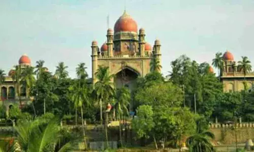 Telangana HC ने जासूसी कैमरा सर्कुलर पर स्थिति रिपोर्ट मांगी Telangana HC ने जासूसी कैमरा सर्कुलर पर स्थिति रिपोर्ट मांगी