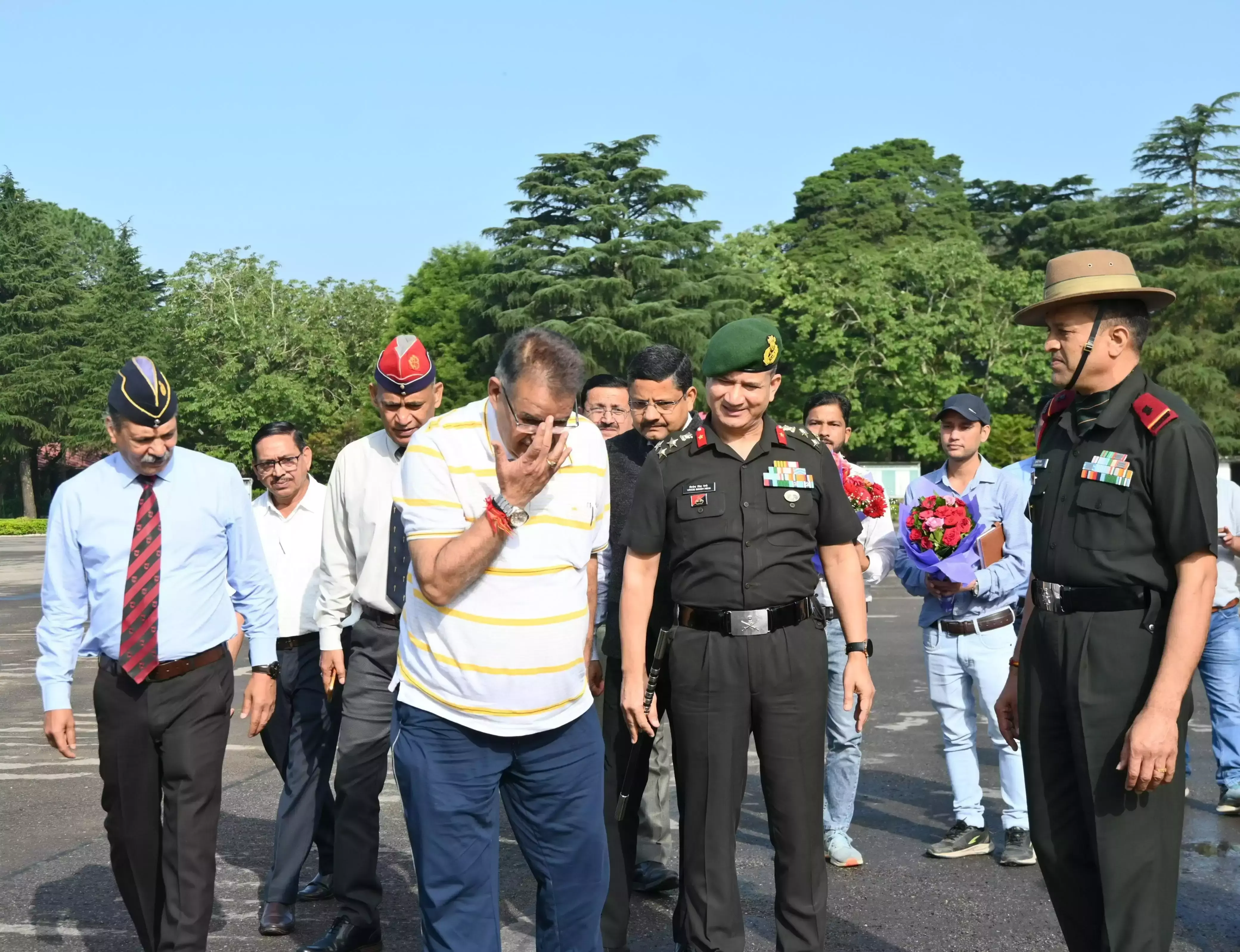 Lansdowne: मंत्री ने सैनिकों के सम्मान में भावुकता जताई Lansdowne: मंत्री ने सैनिकों के सम्मान में भावुकता जताई