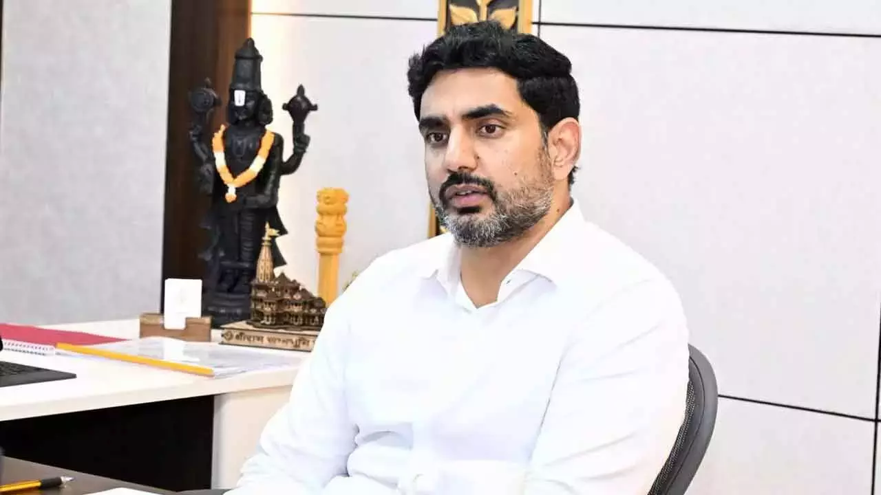 सरकार ने बहुराष्ट्रीय कंपनियों को लुभाने के लिए मंत्री नारा लोकेश की अध्यक्षता में 360° जीसीसी परिषद का गठन किया सरकार ने बहुराष्ट्रीय कंपनियों को लुभाने के लिए मंत्री नारा लोकेश की अध्यक्षता में 360° जीसीसी परिषद का गठन किया