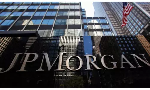JPMorgan ने जेफरी एपस्टीन को कैसे सक्षम बनाया और लाल झंडों को क्यों नजरअंदाज किया गया JPMorgan ने जेफरी एपस्टीन को कैसे सक्षम बनाया और लाल झंडों को क्यों नजरअंदाज किया गया