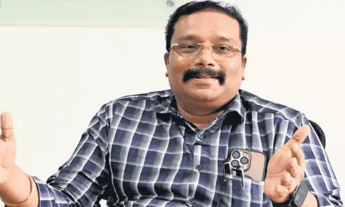 केटीडीएफसी का अध्यक्ष नियुक्त करने के Kerala सरकार के आदेश पर रोक लगाई केटीडीएफसी का अध्यक्ष नियुक्त करने के Kerala सरकार के आदेश पर रोक लगाई