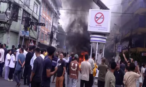 नेपाल के राष्ट्रपति रामचंद्र पौडेल ने KP शर्मा ओली का इस्तीफा स्वीकार किया नेपाल के राष्ट्रपति रामचंद्र पौडेल ने KP शर्मा ओली का इस्तीफा स्वीकार किया